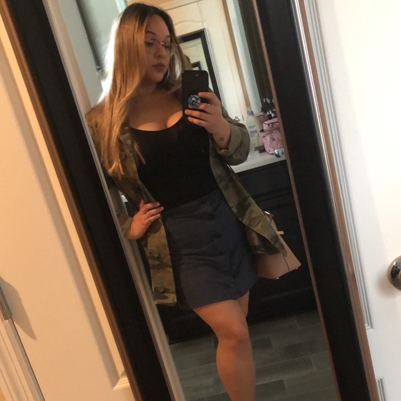 EXPRESS SKIRT SIZE 14 - Picture 6 of 6